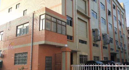 凤岗官井头一楼注塑厂房出租1320平，带独立办公室