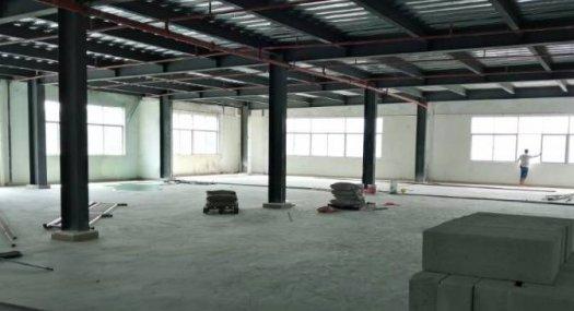 凤岗雁田海关楼上原房东厂房2200平可分租 已隔好墙