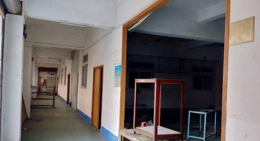 凤岗油甘埔楼上带装修厂房出租3-600平，可分租