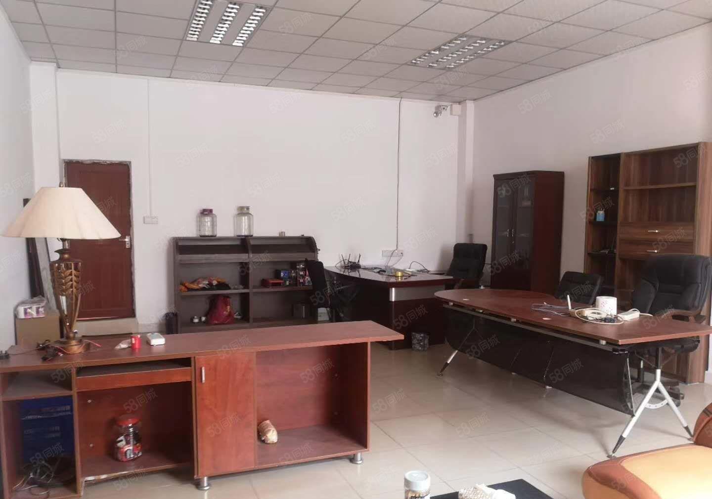 价格便宜！南城周溪靠近大马路边原房东658平，交通便利，