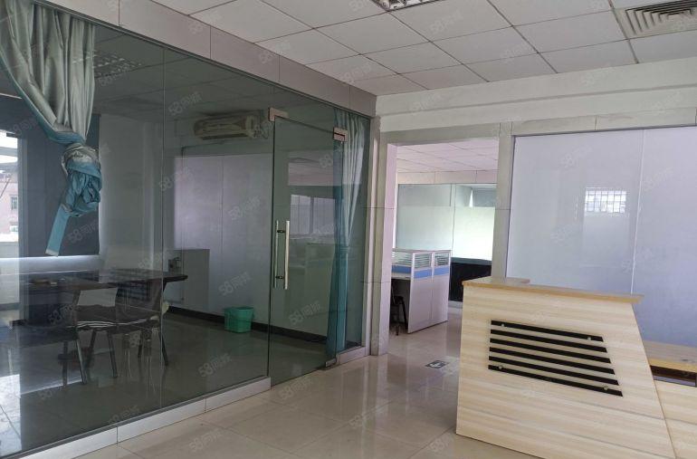 南城白马附近500平，780平方，900平现成装修厂房出租