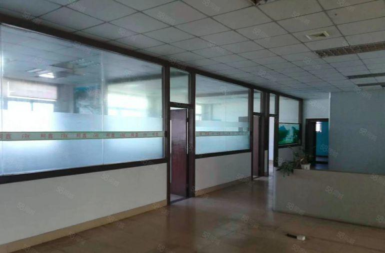 南城蛤地空出一楼2200平方，可做仓库