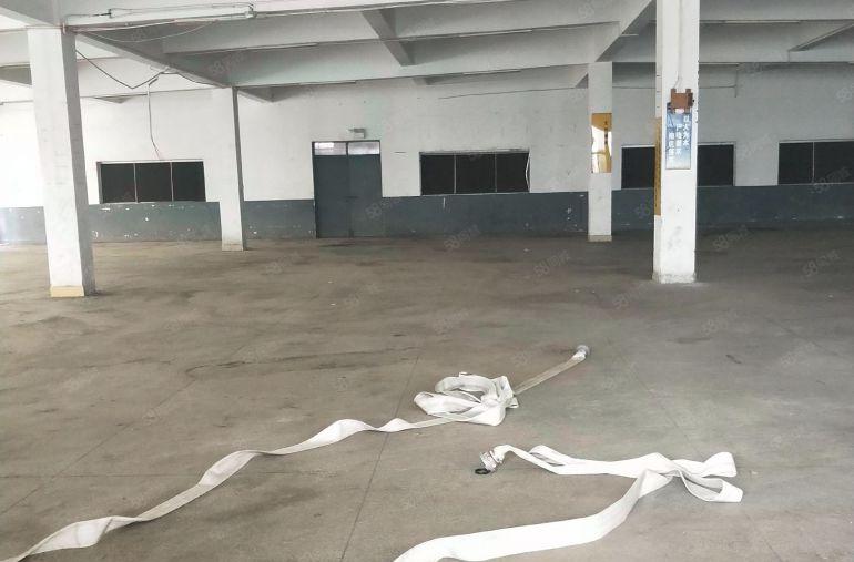 南城 周溪 经典 独院 一层 1100平方 位置好，空地大