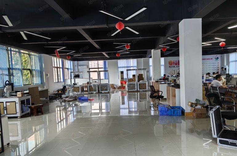 南城新基宏远附近新空出小面积厂房出租，适合贸易办公，小加工！