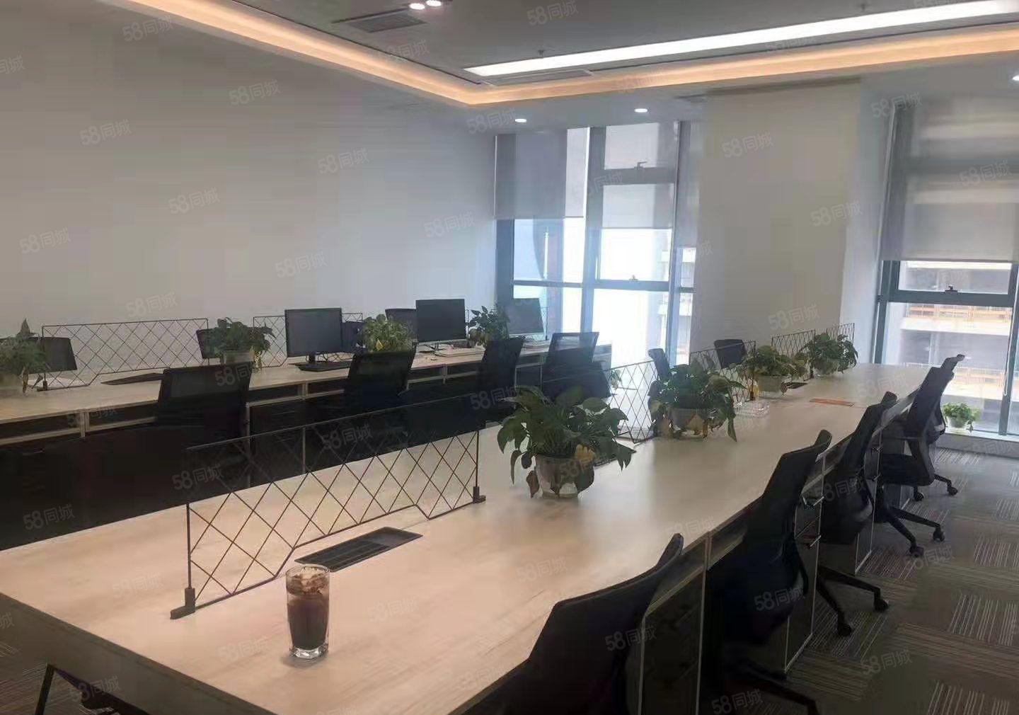 南城雅园新空出原房东一楼670平，带装修，水电齐全，交通方便