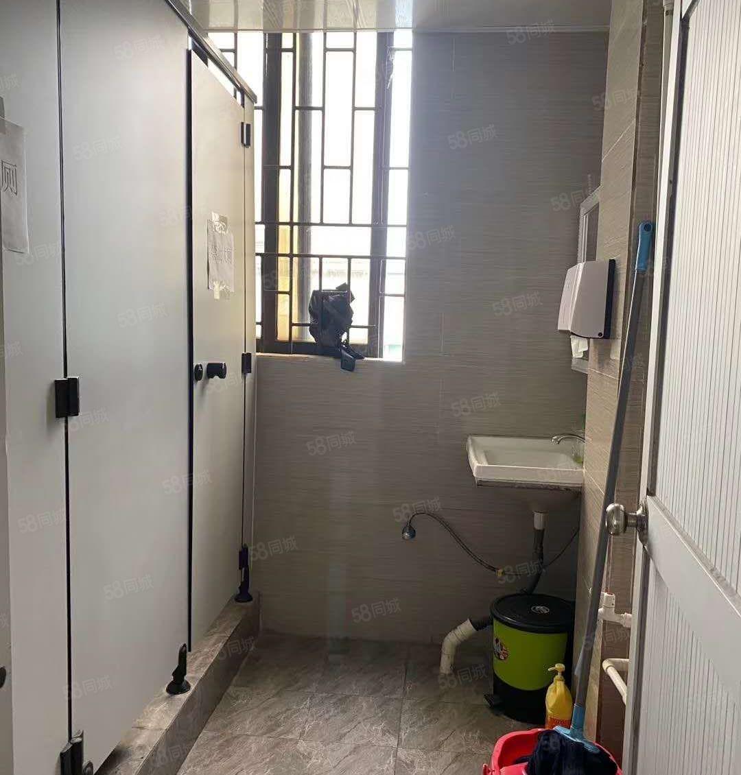 南城周溪新空出独栋厂房633平，适合做仓库，贸易，小加工等