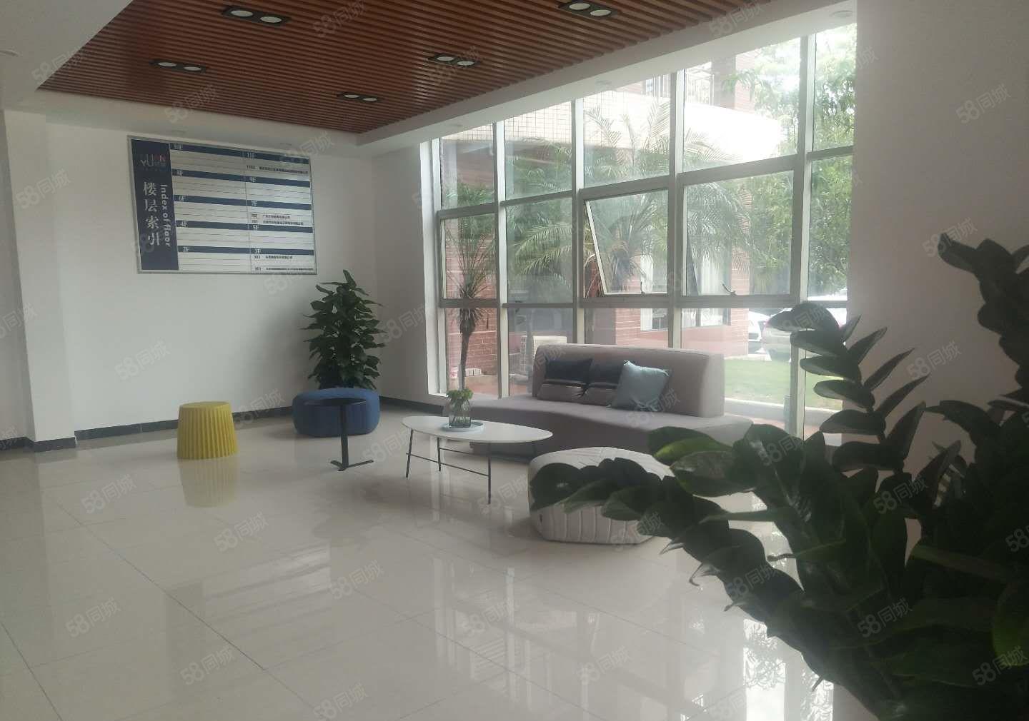 南城唯一个带3吨货梯的 办公室 贸易场地，小面积可分200平