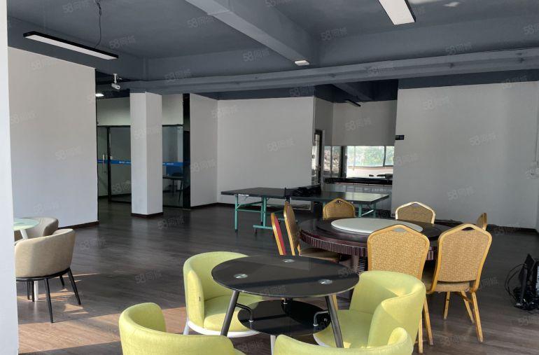 南城西平附近新出花园式砖墙到顶单一层6000平，水电齐全