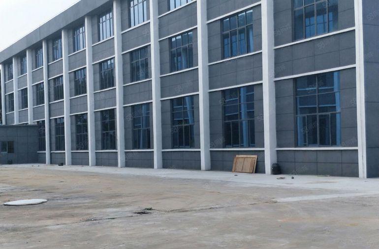 南城 蛤地 独院厂房 分租整层2000平方.现成装修