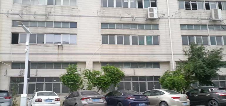 南城车站附近原房东厂房仓库一二三楼500方至2000方精装修