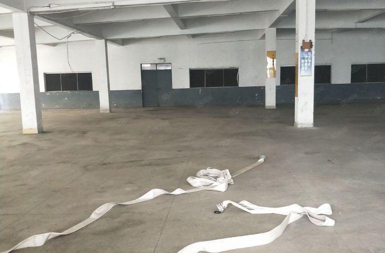 南城 周溪 经典 独院 一层 1100平方 位置好，空地大