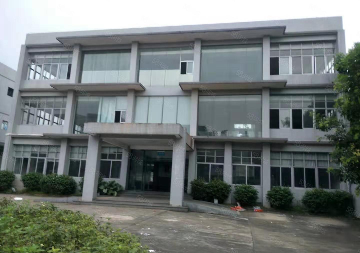 南城雅园新空出原房东一楼670平，带装修，水电齐全，交通方便