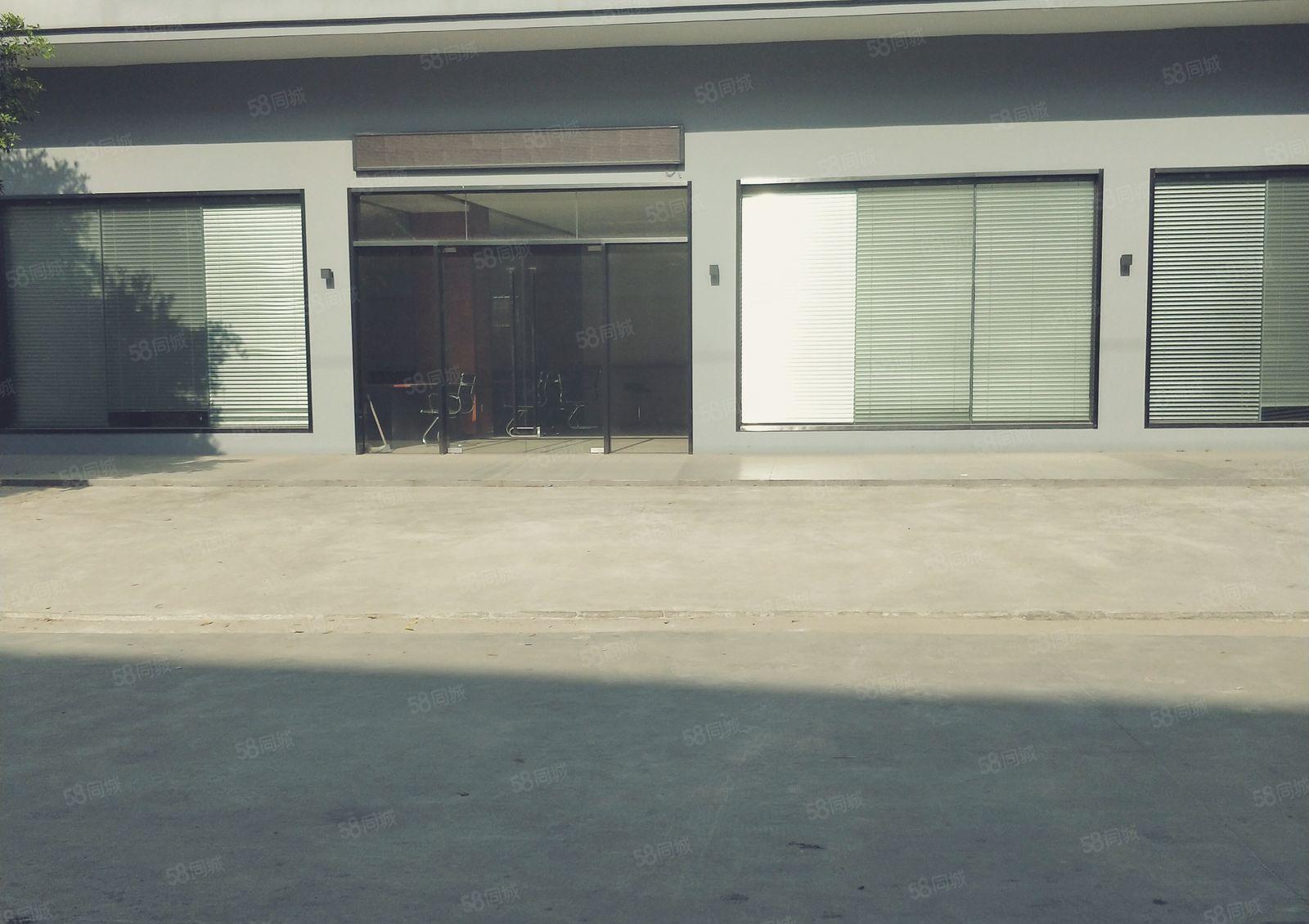 东城 光明 经典 小独院 单一层 钢构 800平方,租金便宜