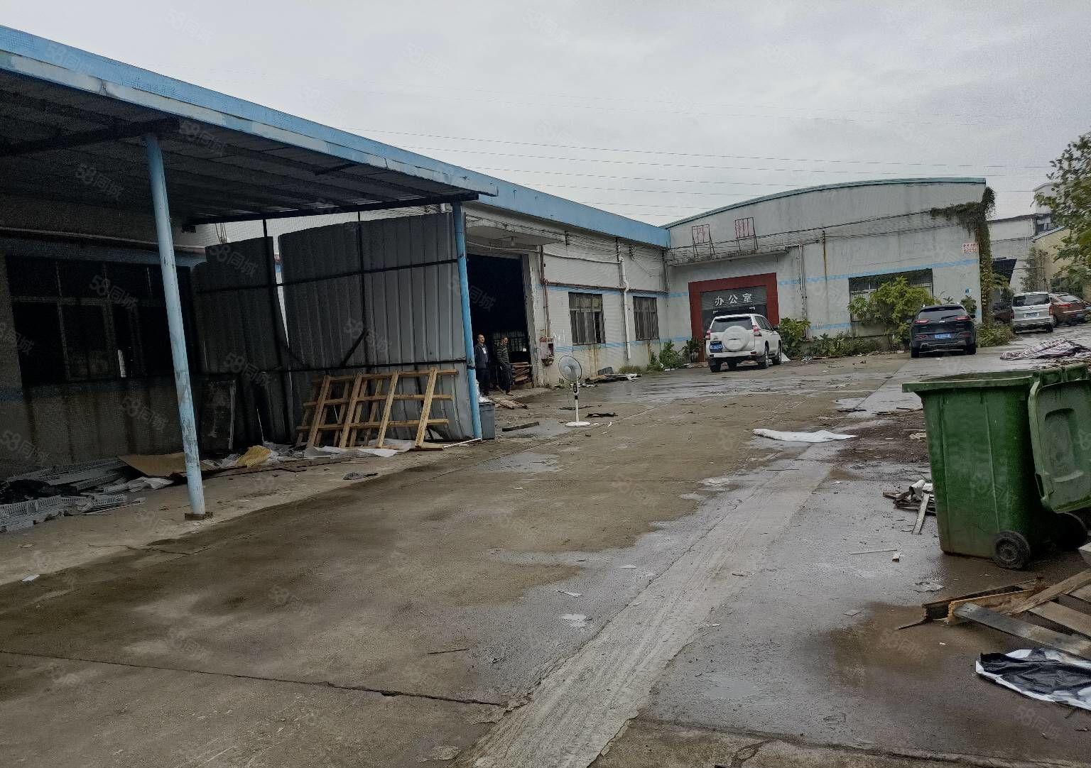 东城原房东独院厂房砖墙到顶单一层3200平，滴水8，800起