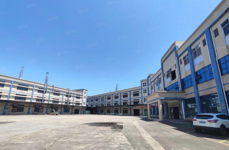 东城桑园30000平方厂房出租，大小可分租园区空地超大形象好