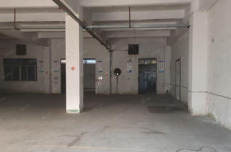 东城温塘独院厂房分租一楼580平，现成办公室装修，厂房出租。