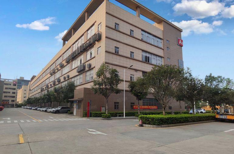 东城同沙原房东楼上2083平方厂房出租，园区形象好，交通便利