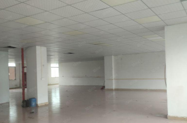 东城厂房出租，同沙独院二楼1200平，现成办公室水电装修。