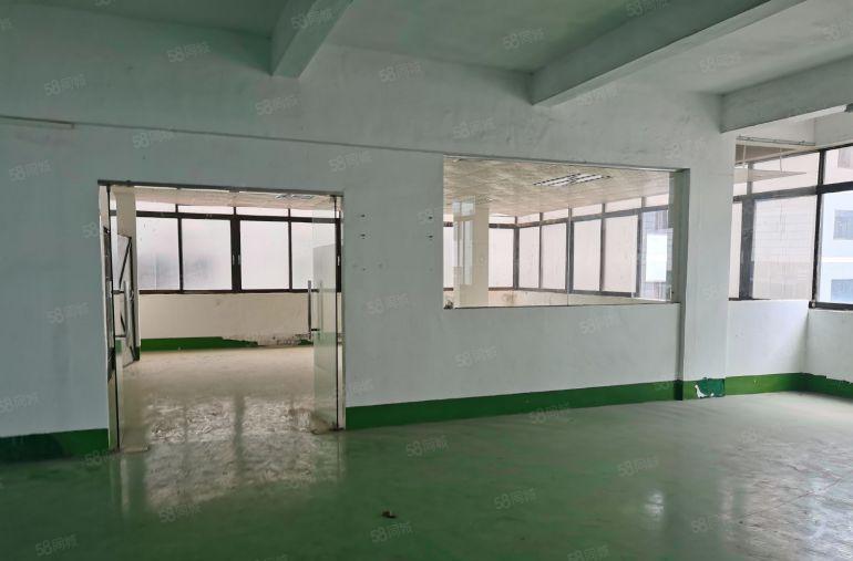 东城下桥现成楼上1500平方，100平起分