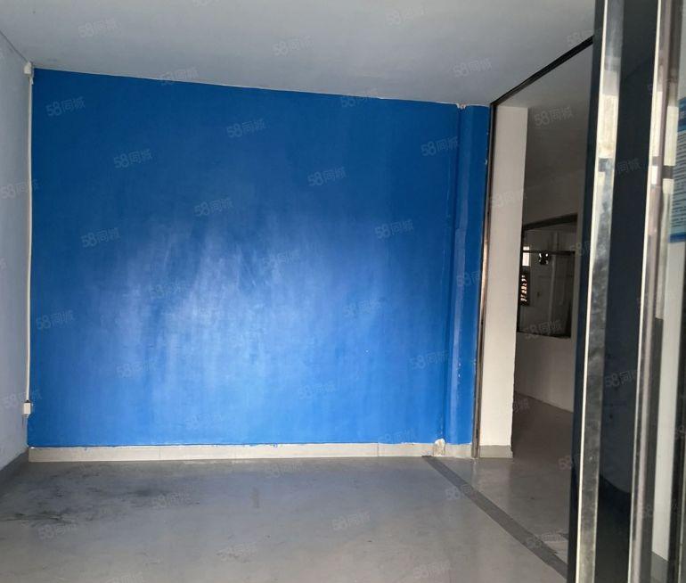 东城石井原房东厂房800平，价格实惠，水电齐全，带装修