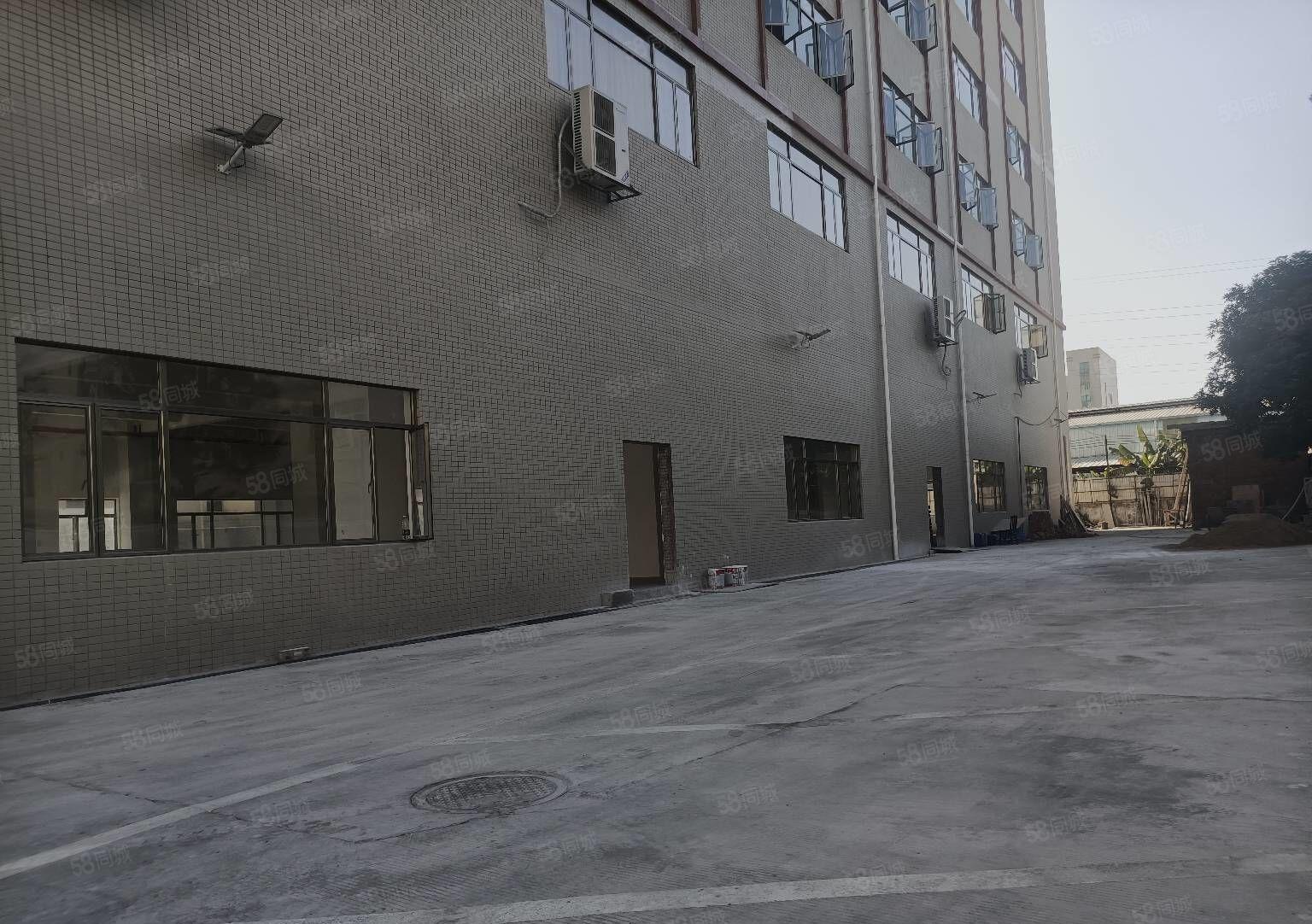 东城桑园工业区内新出一楼1350平，带印刷环评办公室厂房出租