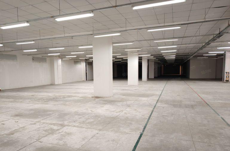 主山一楼厂房仓库出租有冷库可分租750平方起租