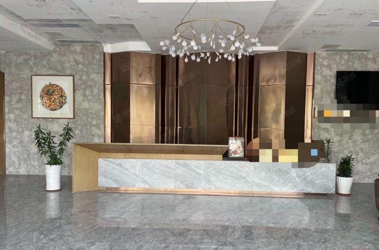 东城一手房东独院厂房出租，总面积6800平方，可分租