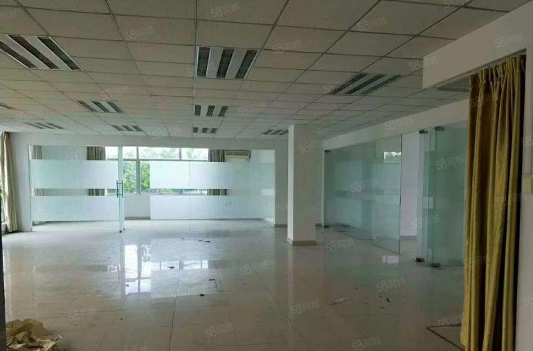 东城温塘独栋三层厂房900平方出租，无电梯只要8元