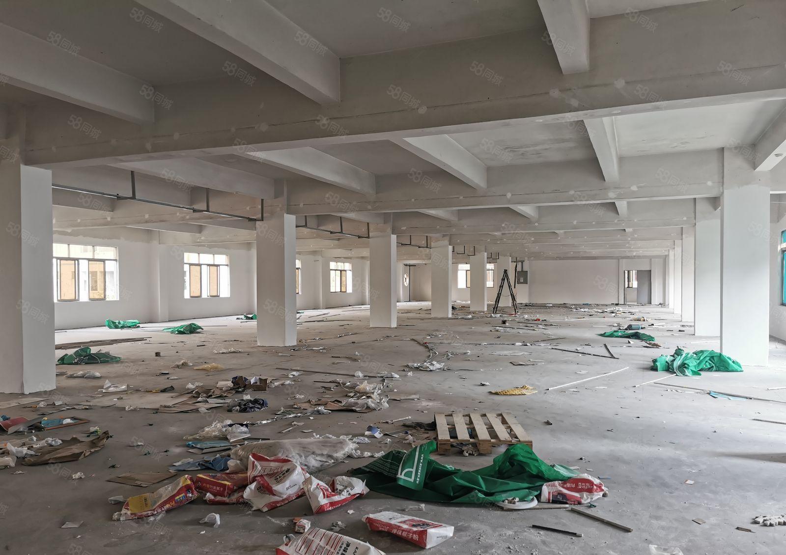 东城牛山精装修电子厂房楼上3600方，850平方起可分租