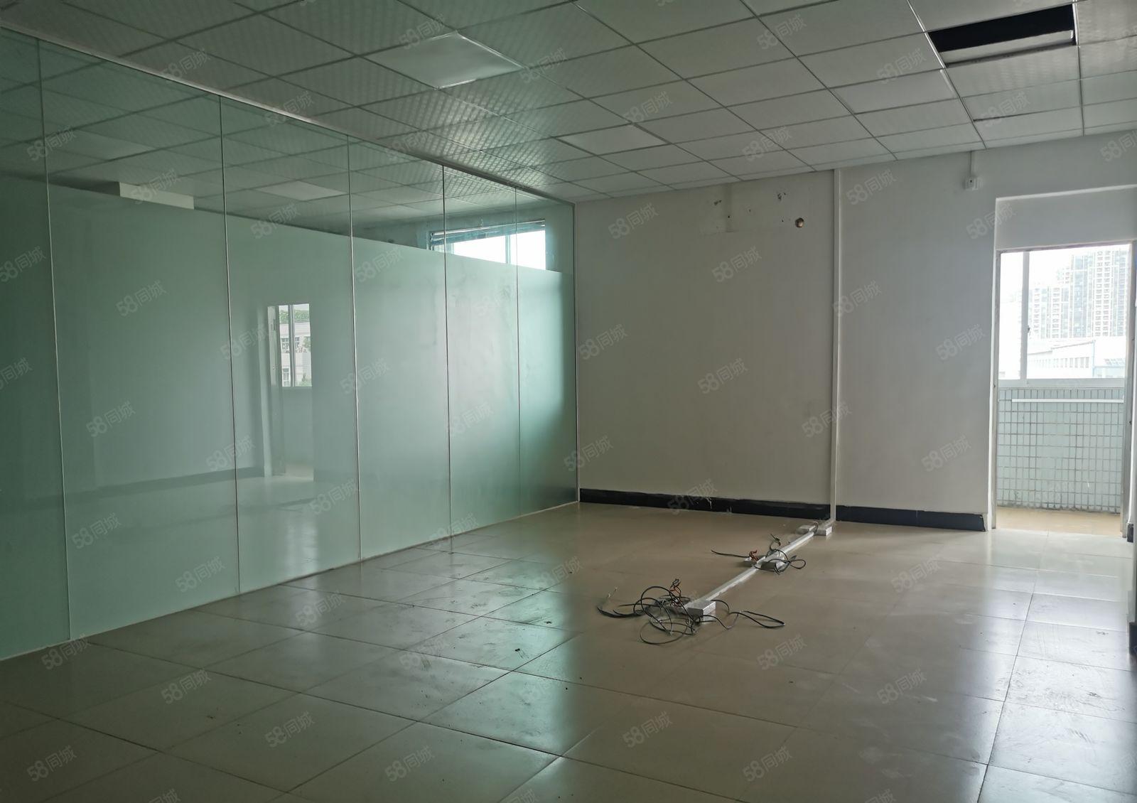 精装修！东城温塘标准厂房楼上900平，适合做外贸，电子等行业