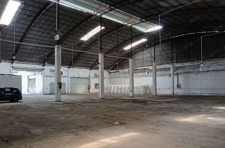 虎门10米高单一层厂房出租，1800平适合抽粒废品打包仓库等