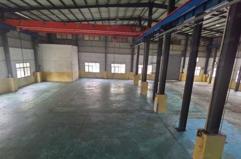 独院钢构滴水9米有行吊，适合机械设备五金注塑等各行业，空地大