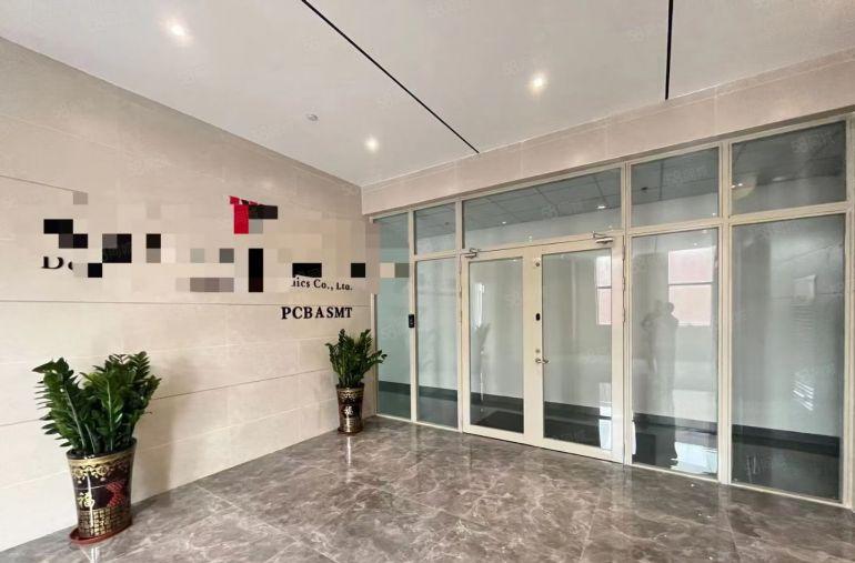 虎门原房东楼上现成SMT贴片车间出租，豪华精装修，入驻即生产