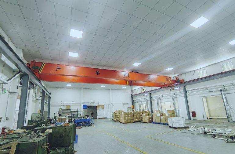 虎门镇广深出口北栅碧桂园旁带10吨航吊滴水8米厂房可分租