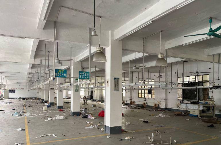 低价现成制衣厂房出租带制衣线路水电齐全