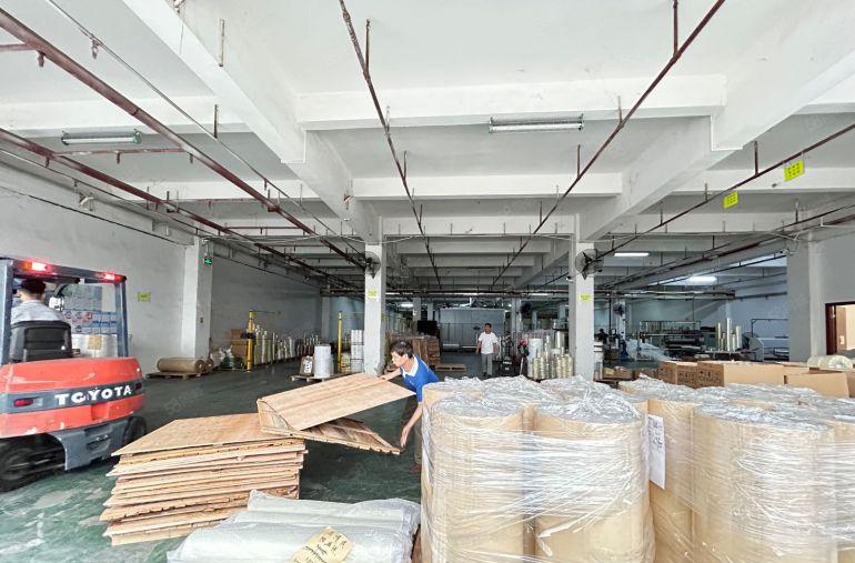 虎门厂房一楼出租带水电装修大园区空地好停车