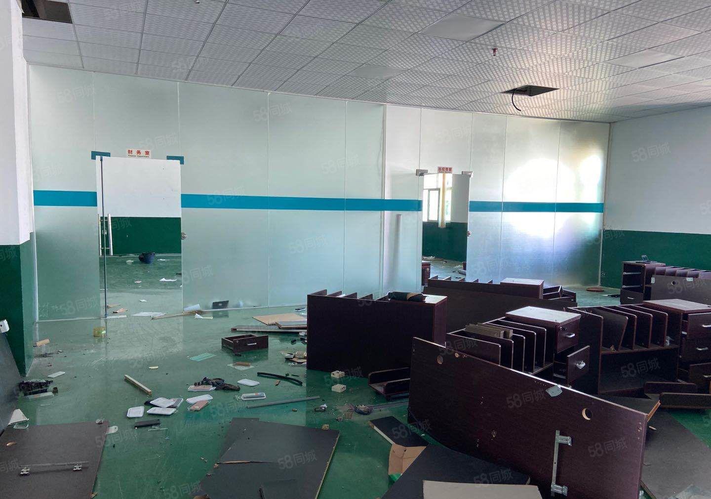 形象佳主线到车间！南栅五区新出三楼1500平米带装修厂房出租