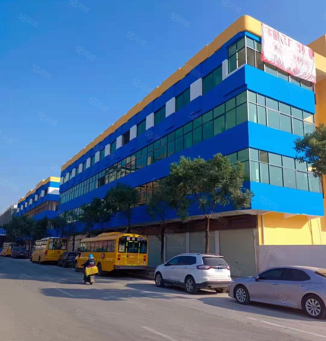 虎门小捷滘园区厂房已全部翻新.园区总面积6.5万平方出租。