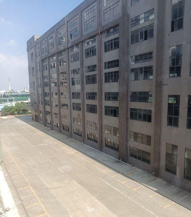 虎门镇靠深圳高速口新出7万平方标准厂房出租，大小可分租带红本