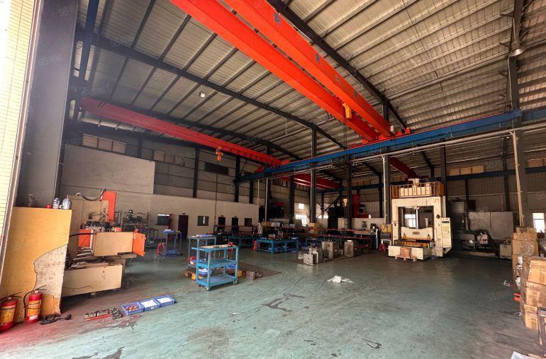 虎门沿江高速2公里新出钢结构2500平方现成行车精装办公室