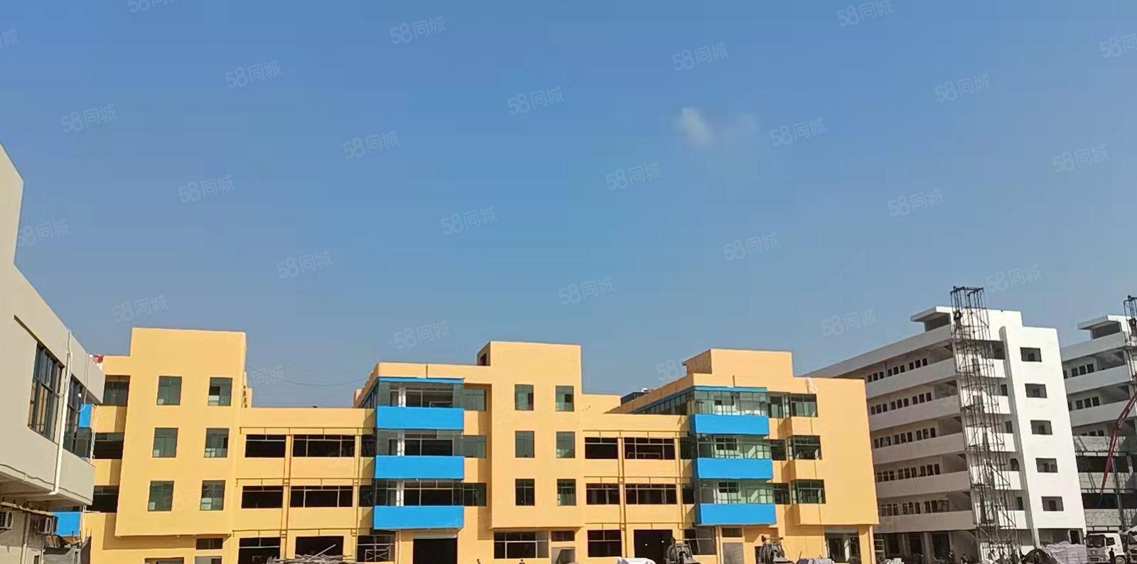 虎门小捷滘园区厂房已全部翻新.园区总面积6.5万平方出租。