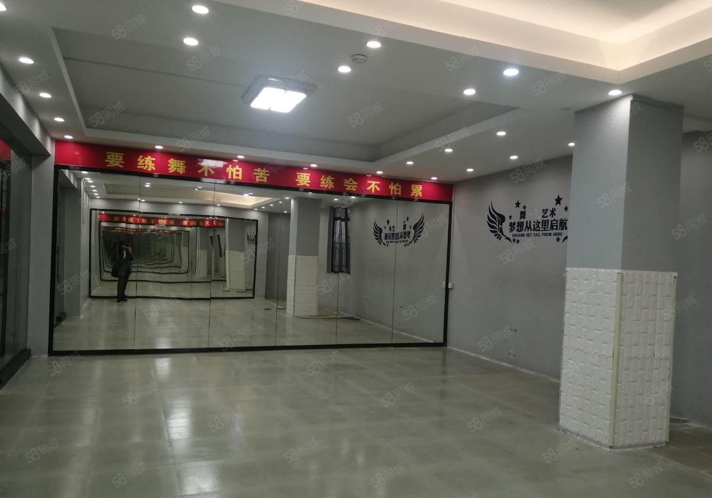 虎门镇中心博美新出楼上现成精装办公室330平 拧包入住