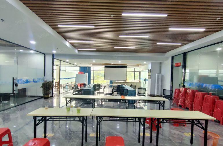 豪华装修，虎门镇虎门公园旁1000方现成豪华精装修办公室出租