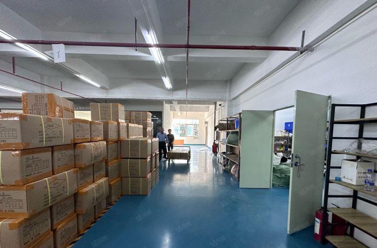 虎门万达附近现成服装厂人气旺好招工院内空地大可进大货车