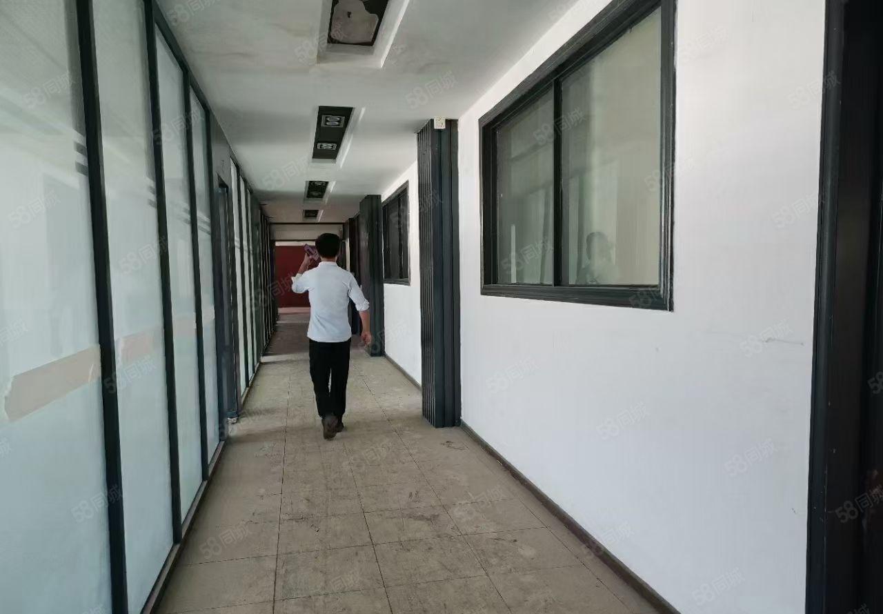 虎门北栅新出一楼1200平米，楼上600平米，装修水电齐全。