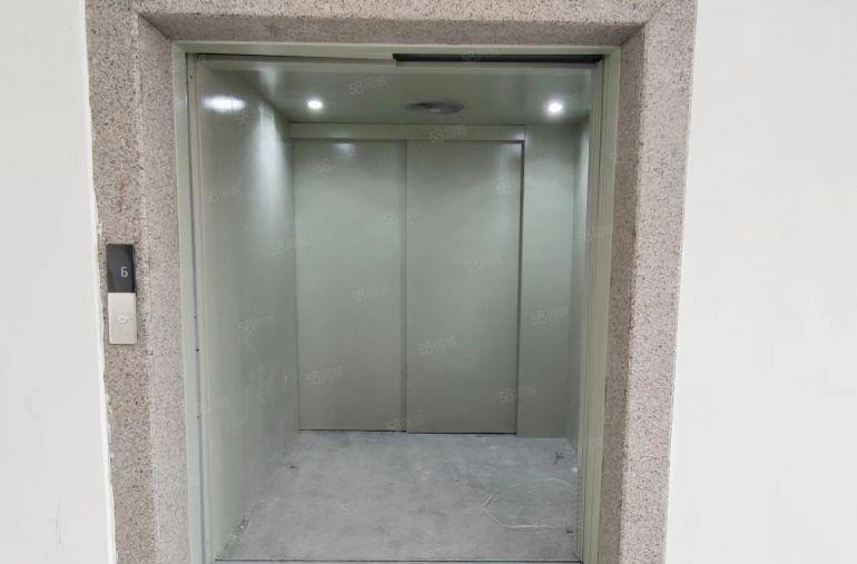 北栅仁中岗原房东全新厂房，每层300平方