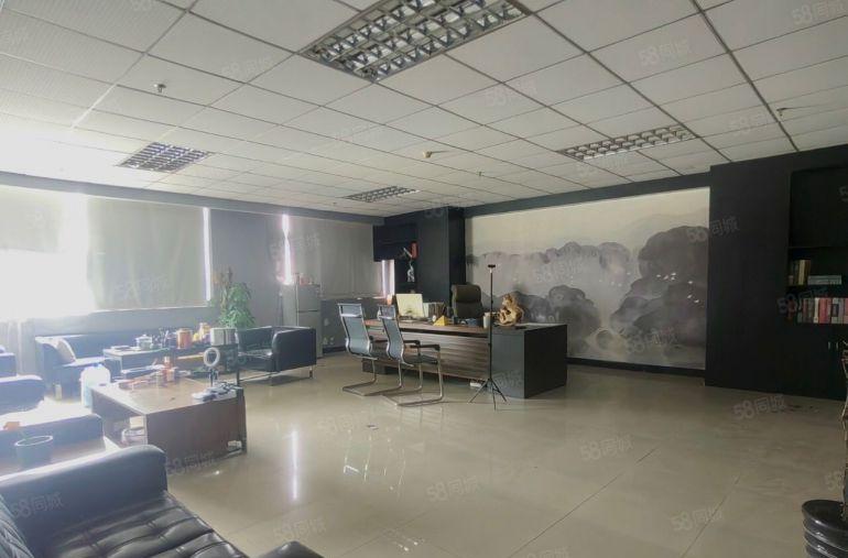 虎门万达广场旁现成电商办公室装修，水电齐全，原房东写字楼