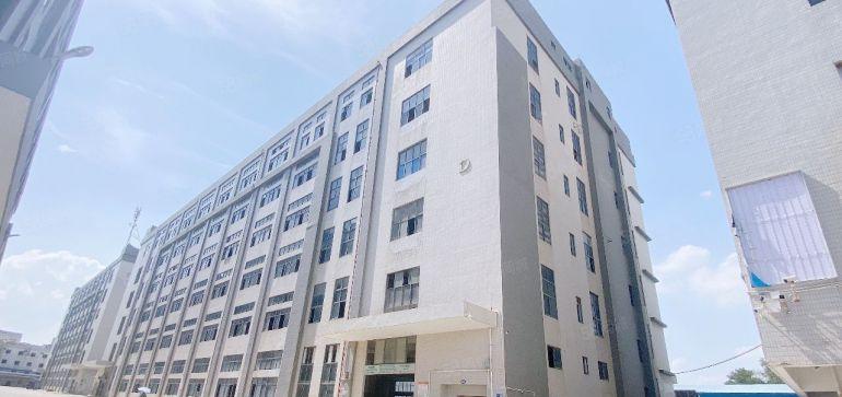 虎门镇靠深圳高速口新出7万平方标准厂房出租，大小可分租带红本