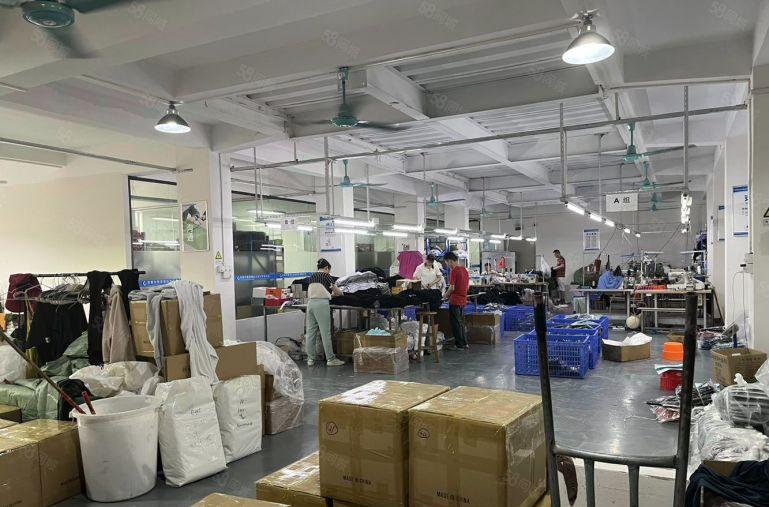 北栅新出888方现成制衣厂带着豪华精装修