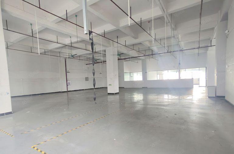 现成装修自带消防喷淋办公室层高五米重工业厂房